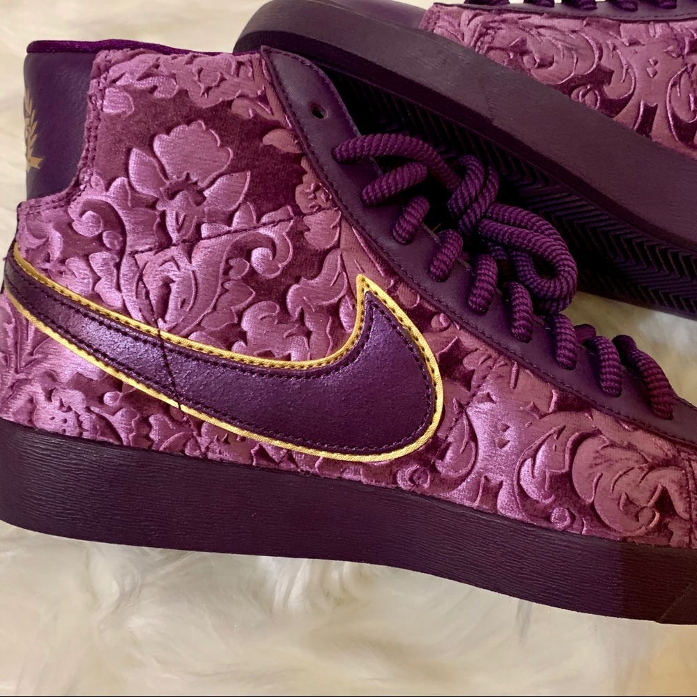 Women’s Nike Blazer Mid Top Sneakers Purple Velvet - Picture 6 of 9